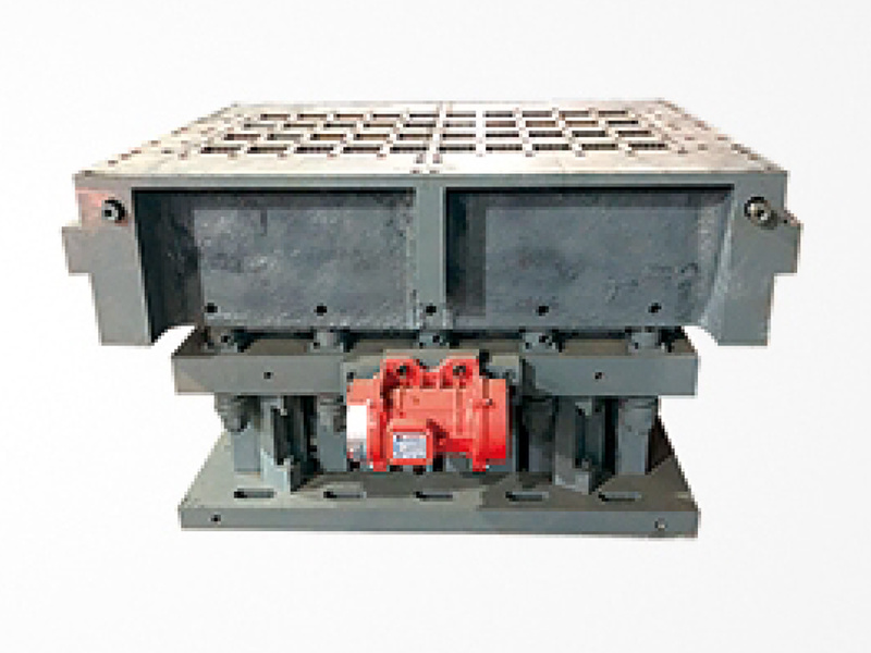 空(kong)心磚模(mo)具