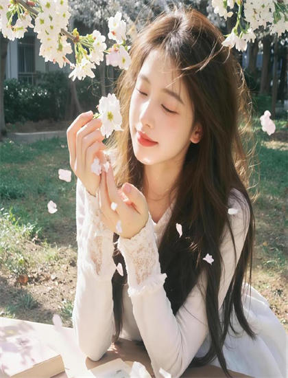 尘埃里开花电视剧免费观看_女人吃柿子有什么好处_4399高清电影完整版在线观看